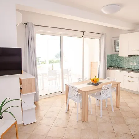 Exclusive Seaside Dream Apartments Murter Exterior photo